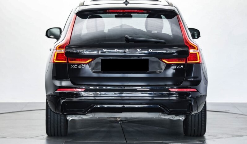 
								Volvo XC60 T6 AWD Ultra Dark — Plug-in Hybrid full									
