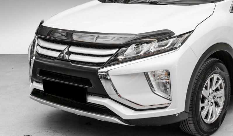 
								Mitsubishi Eclipse Cross 1.5T 163 ch 4WD full									