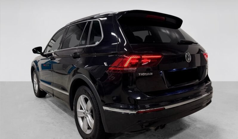 
								Volkswagen Tiguan 150 ch 4MOTION DSG R-Line full									