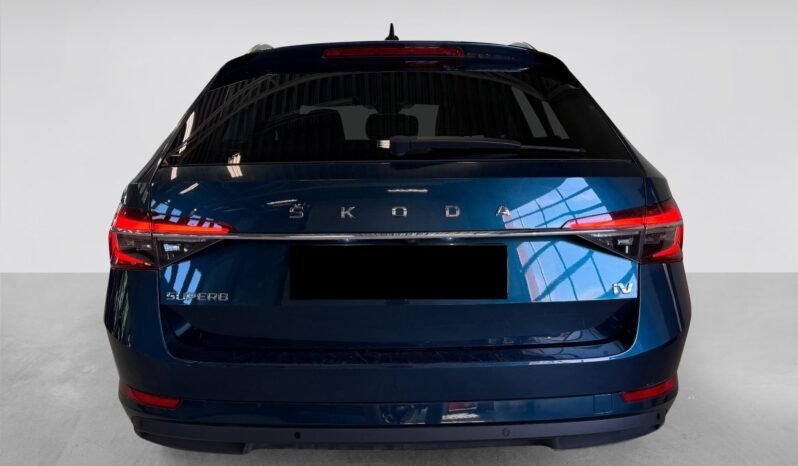 
								Škoda Superb iV Plug-in Hybrid Style full									