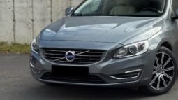 Volvo V60 D5 Twin Engine AWD Momentum