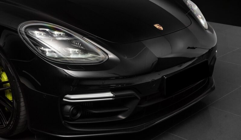 
								Porsche Panamera E-Hybrid SportDesign full									