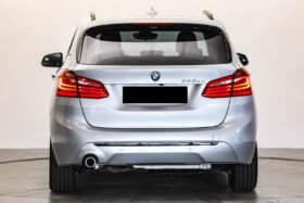 BMW 225xe iPerformance / Head-Up / Navi Plus / Caméra de recul