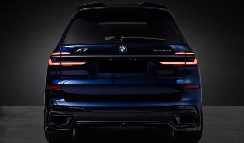 
								BMW X7 xDrive40d M Sport full									