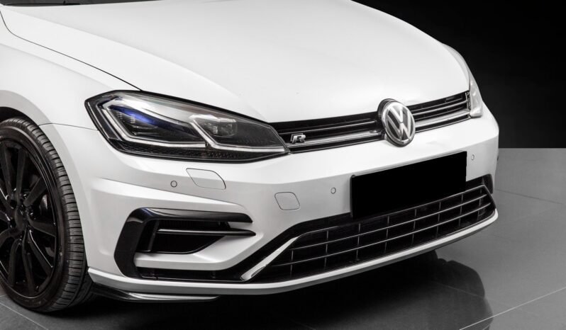 
								Volkswagen Golf VII Facelift R full									
