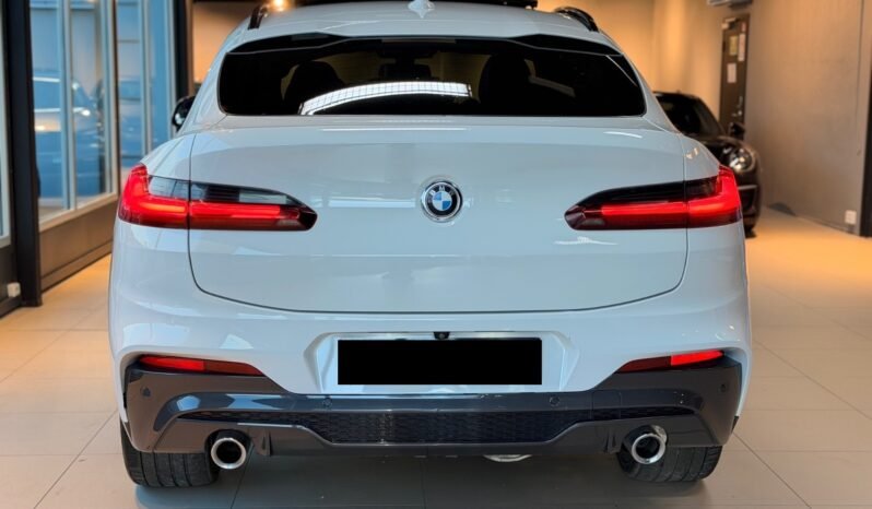 
								BMW X4 xDrive20i M Sport full									