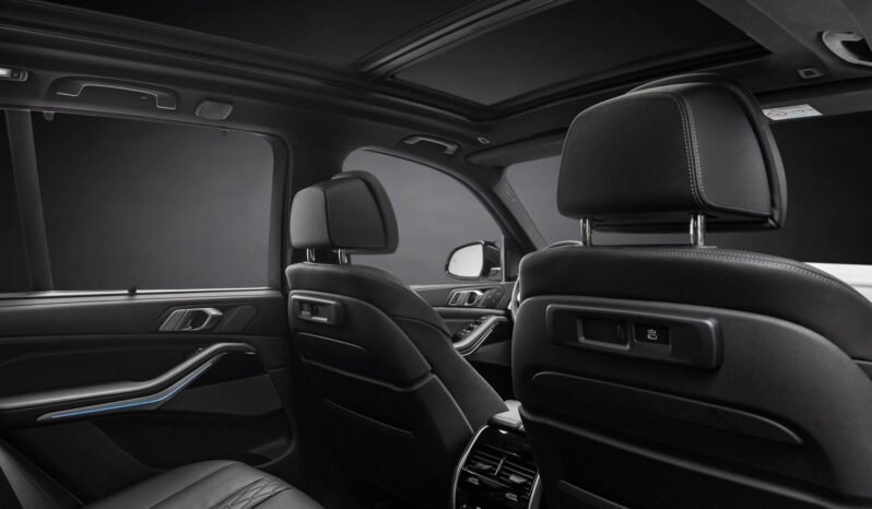 
								BMW X5 M-Sport Individual full									