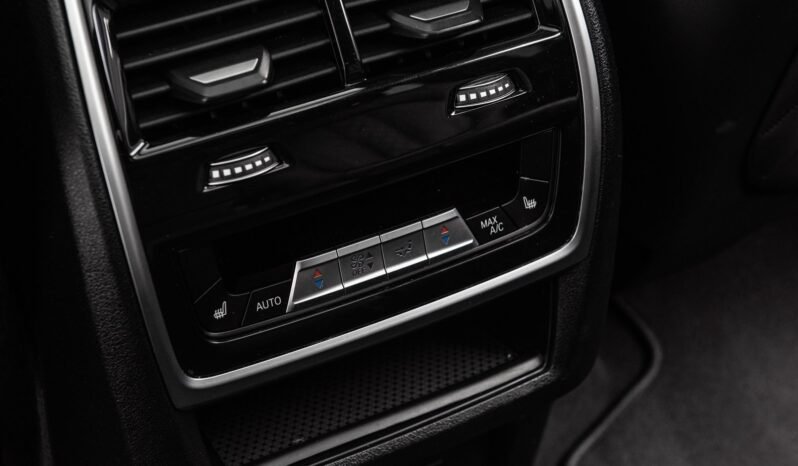 
								BMW X7 xDrive40d M Sport full									
