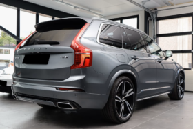 Volvo XC90 T8 R-Design AWD 7 places