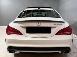 Mercedes-Benz CLA 180 AMG