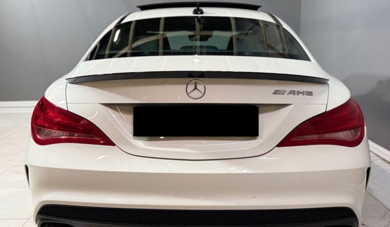 
								Mercedes-Benz CLA 180 AMG full									