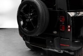 Land Rover Defender 110 HSE P400e