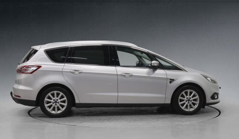 
								Ford S-MAX Titanium full									