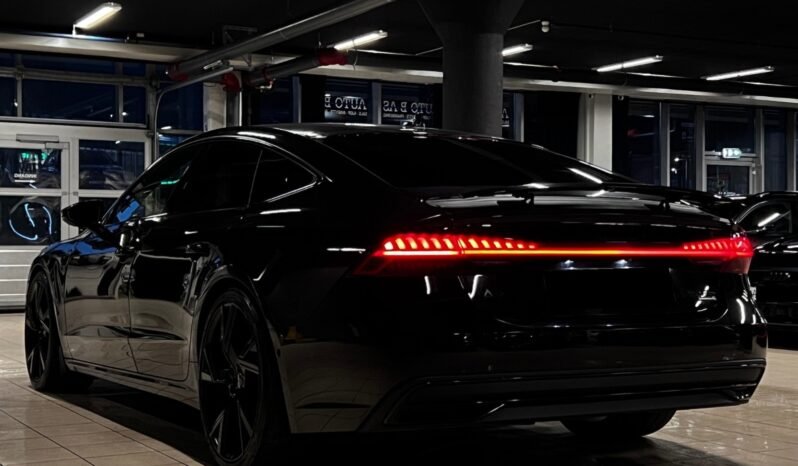 
								Audi A7 55 TFSI V6 S line full									