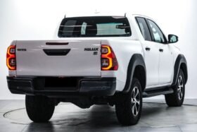 Toyota HiLux 2.8 D-4D 204 ch D-Cab 4WD GR Sport