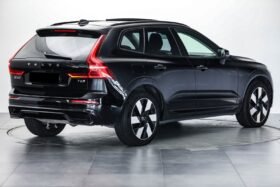 Volvo XC60 T6 AWD Ultra Dark — Plug-in Hybrid