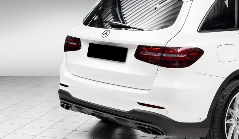 
								Mercedes-Benz GLC 220d 4MATIC – AMG full									