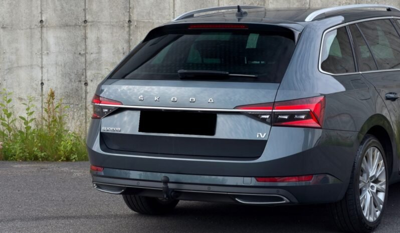 
								Škoda Superb 1.4 TSI iV Laurin & Klement (L&K) full									