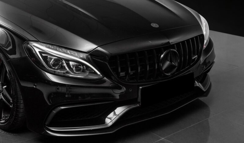 
								Mercedes-Benz C 63 S AMG 510 ch full									
