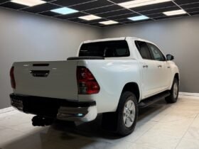 Toyota HiLux 2.4 D-4D 150 ch