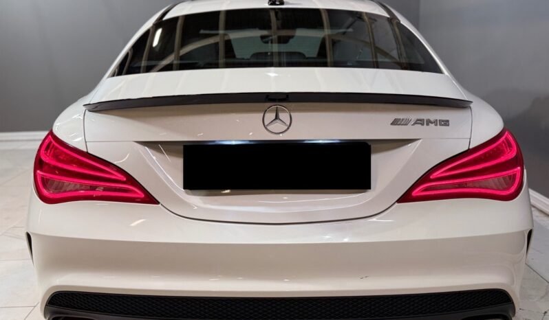 
								Mercedes-Benz CLA 180 AMG full									