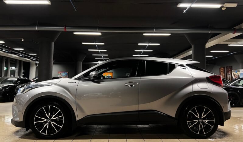 
								Toyota C-HR 1.8 Hybrid LoungeTech full									