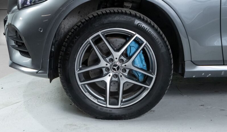 
								Mercedes-Benz GLC 350 e Plug-in Hybrid AMG full									