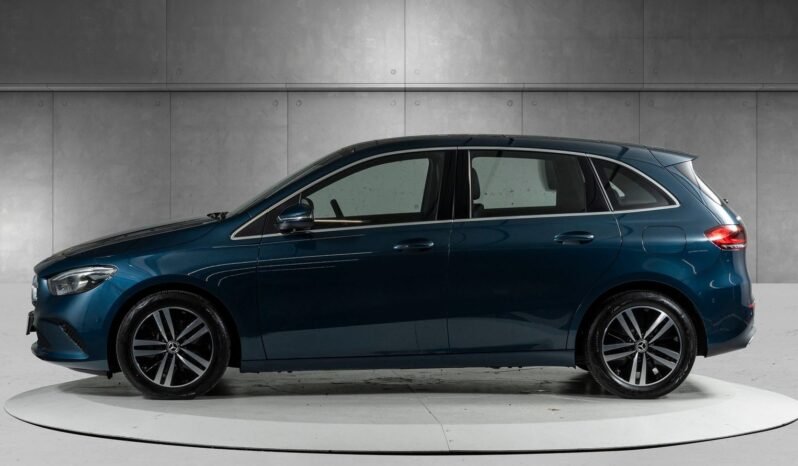 
								Mercedes-Benz B 250 e Plug-in Hybrid full									