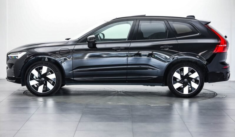 
								Volvo XC60 T6 AWD Ultra Dark — Plug-in Hybrid full									