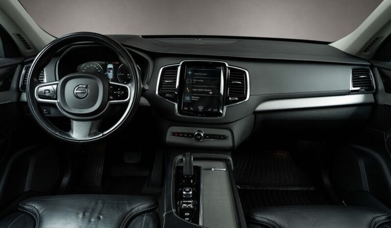
								Volvo XC90 T8 AWD Inscription full									