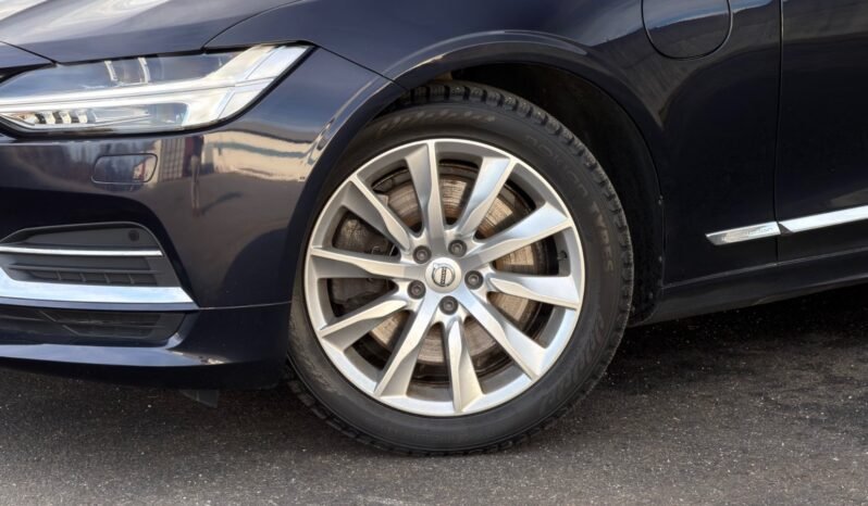 
								Volvo V90 T8 Twin Engine 408 ch Inscription AWD full									