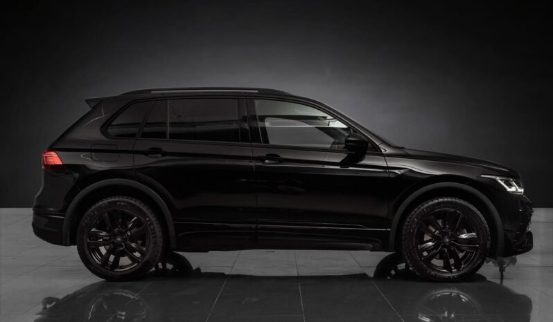 
								Volkswagen Tiguan eHybrid 245 ch R-Line full									