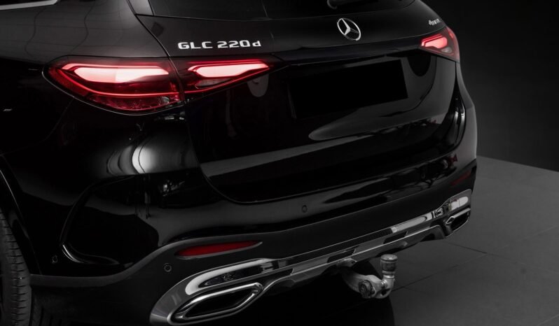 
								Mercedes-Benz GLC 220 d 4MATIC AMG-Line full									