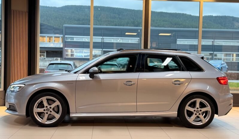 
								Audi A3 e-tron Facelift full									