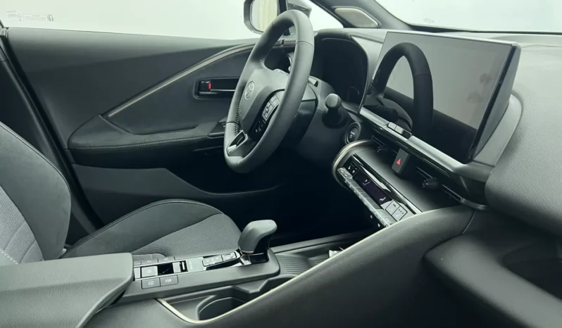 
								Toyota C-HR Collection Hybride Rechargeable 225 ch full									