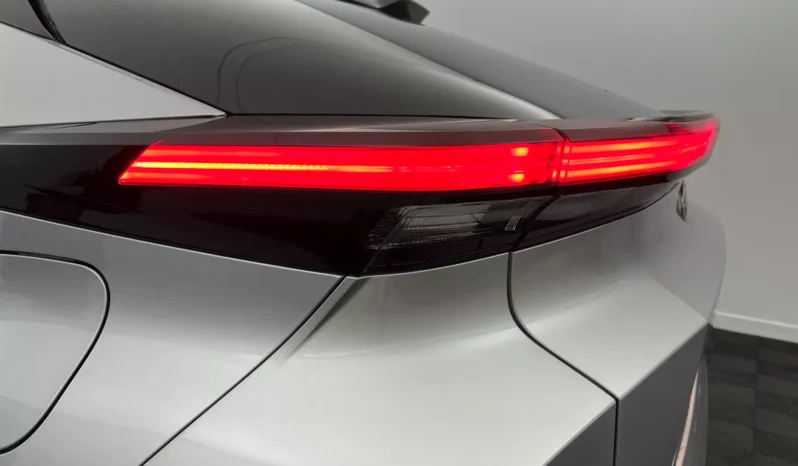 
								Toyota C-HR Collection Première Hybride Rechargeable 225 ch full									