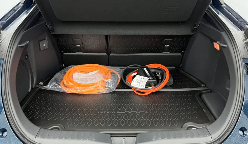 
								Toyota C-HR Collection Première Hybride Rechargeable full									