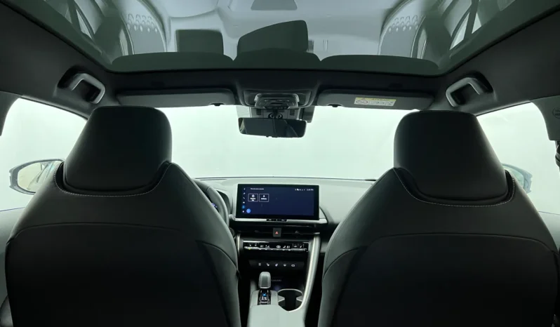 
								Toyota C-HR Collection Première Hybride Rechargeable full									