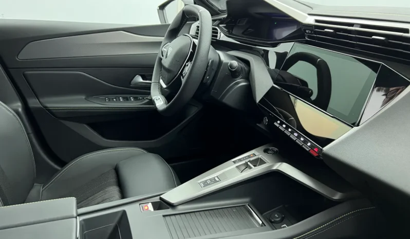 
								PEUGEOT 308 GT BlueHDi 130 S&S EAT8 full									