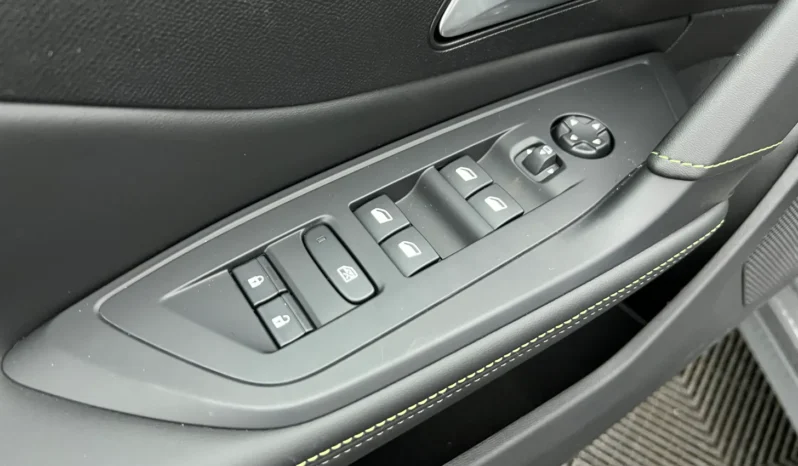 
								PEUGEOT 308 GT BlueHDi 130 S&S EAT8 full									