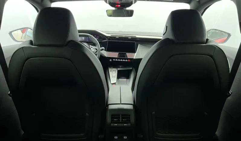 
								PEUGEOT 308 GT BlueHDi 130 S&S EAT8 full									