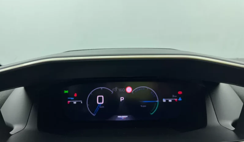 
								PEUGEOT 208 GT Hybrid 110 e-DCS6 full									