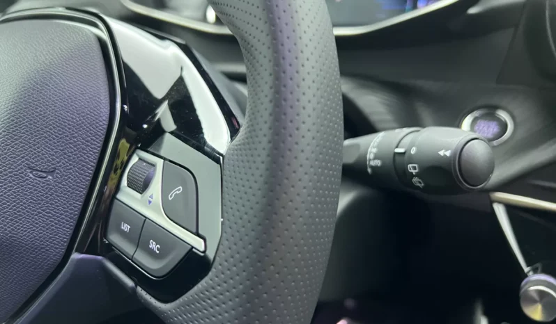 
								PEUGEOT 208 GT Hybrid 110 e-DCS6 full									