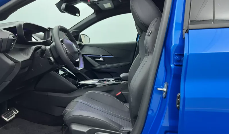 
								PEUGEOT 208 GT Hybrid 110 e-DCS6 full									
