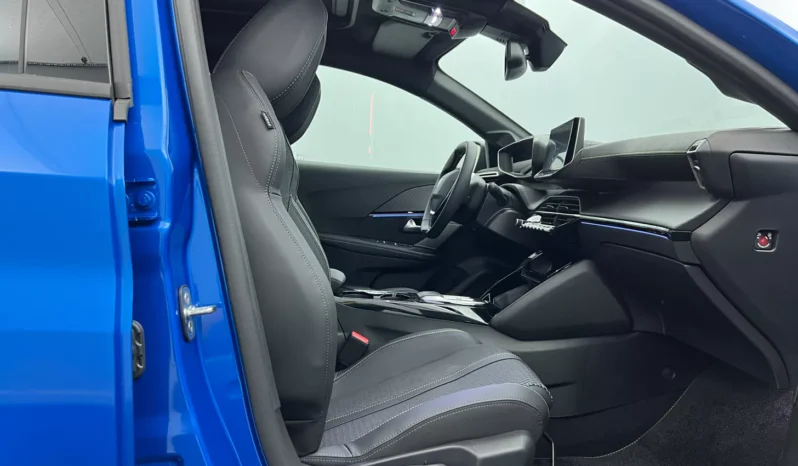 
								PEUGEOT 208 GT Hybrid 110 e-DCS6 full									