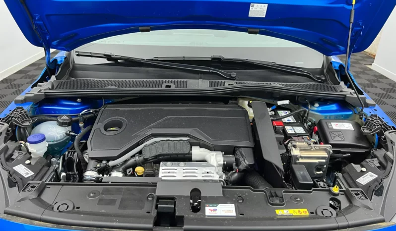 
								PEUGEOT 208 GT Hybrid 110 e-DCS6 full									