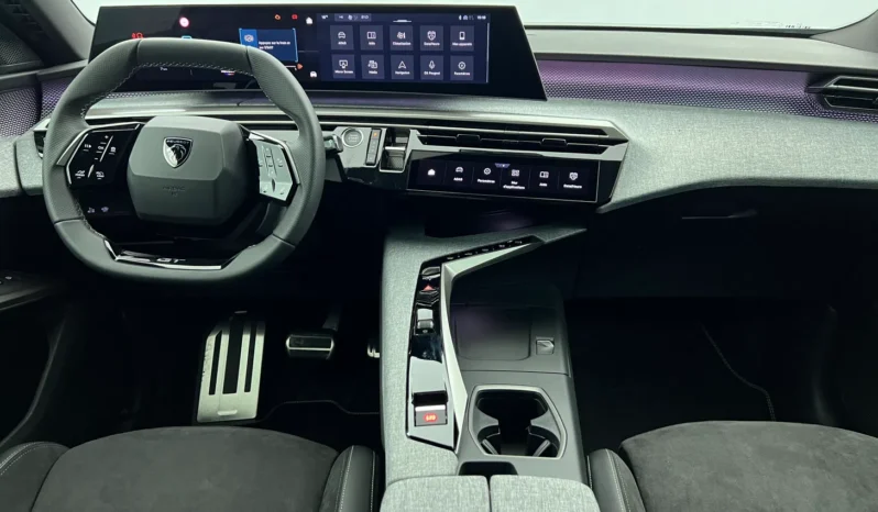 
								PEUGEOT 3008 GT Hybrid 145 e-DCS6 full									