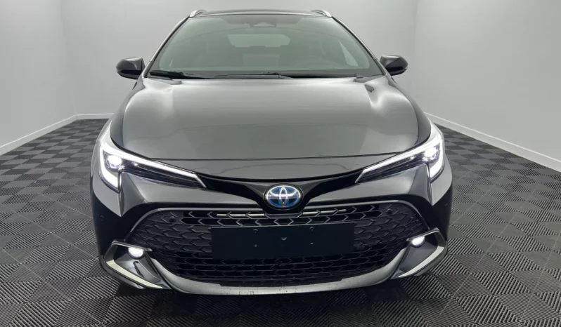 
								Toyota Corolla Touring Sports Design Hybride 178 ch full									