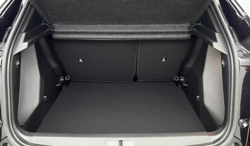 
								PEUGEOT 2008 Allure Hybrid 145 e-DCS6 full									
