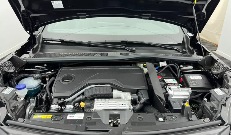 
								PEUGEOT 2008 Allure Hybrid 145 e-DCS6 full									